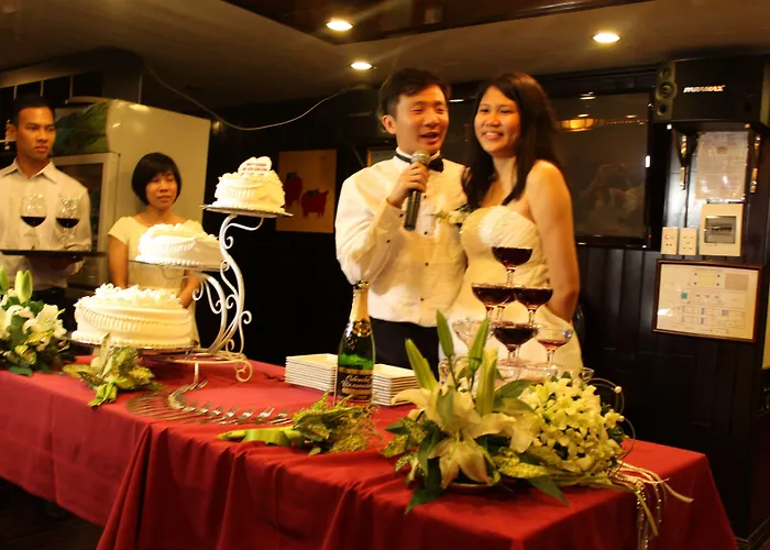 Victory Cruise 4* Hạ Long