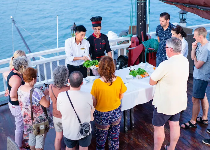 Victory Cruise Hạ Long